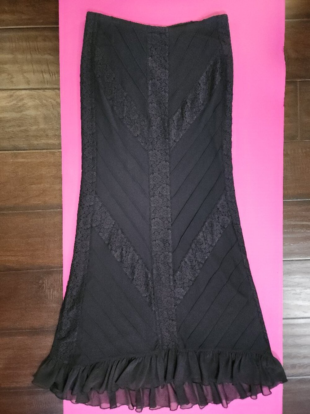 Black Maxi Skirt - Lace and Chiffon - Size Small - Picture 4 of 8